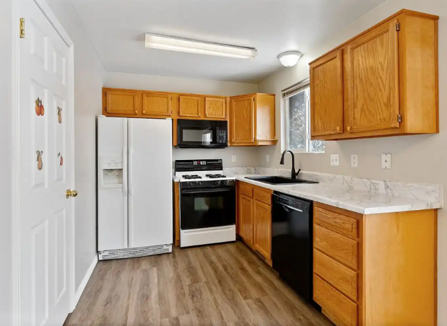 Building Photo - 2112 W 2120 N