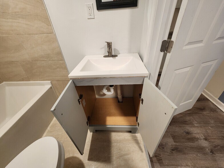 Building Photo - 1603 Richards St