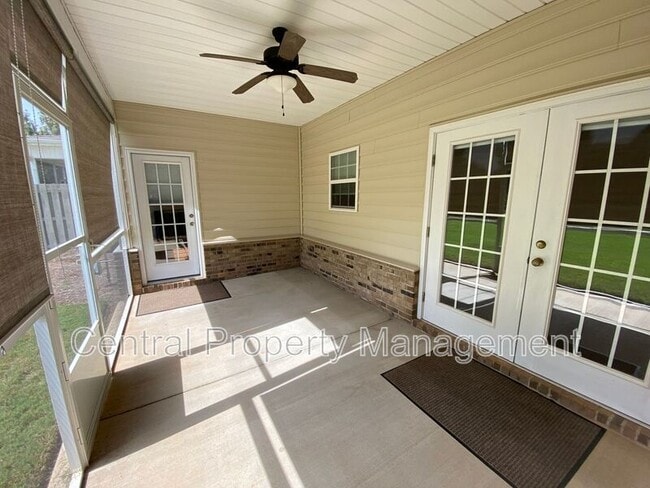 Building Photo - 53 Barnwood Cir