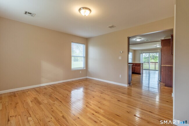 Building Photo - 63 Nature Ave