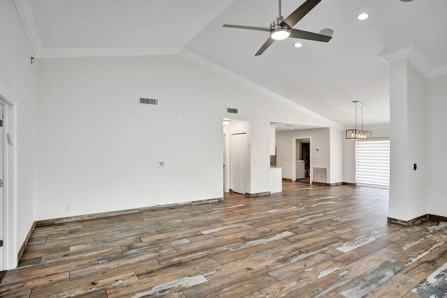 Building Photo - 21760 Contado Rd