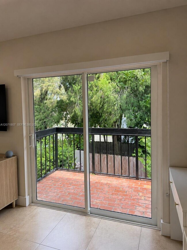 Building Photo - 7483 SW 109th Ave