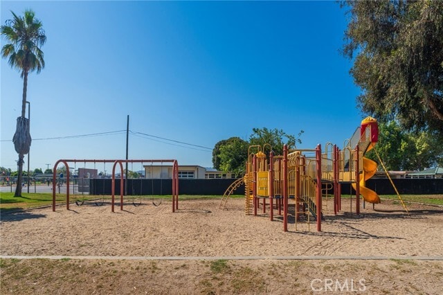 Building Photo - 5032 Lee St