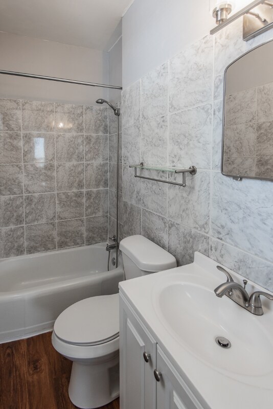 Building Photo - 3450 Macklind Ave