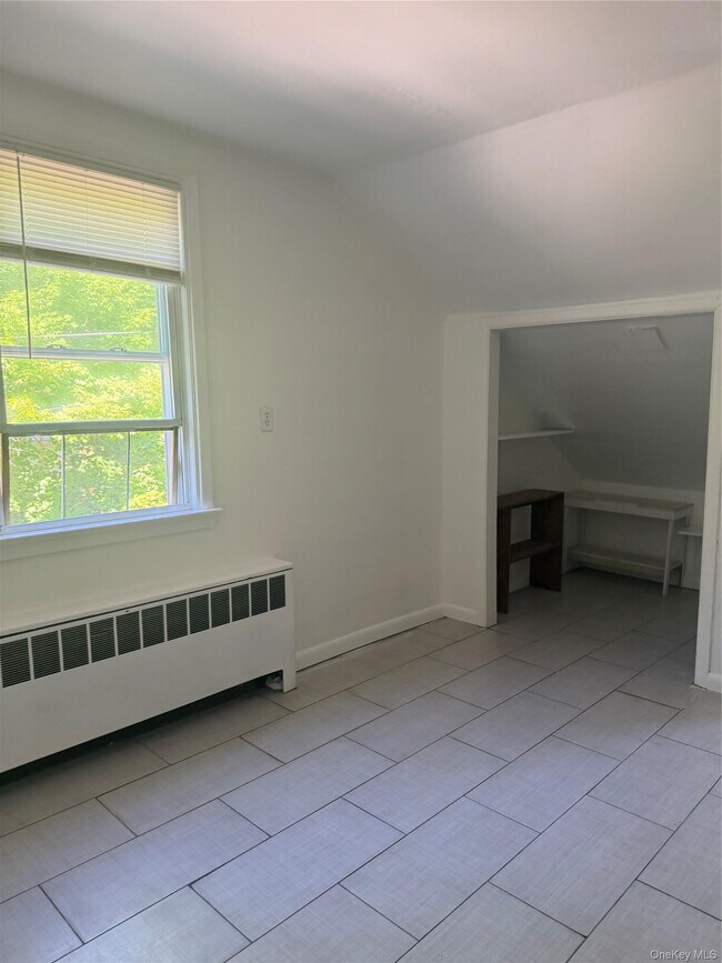 Building Photo - 2727 NY-94