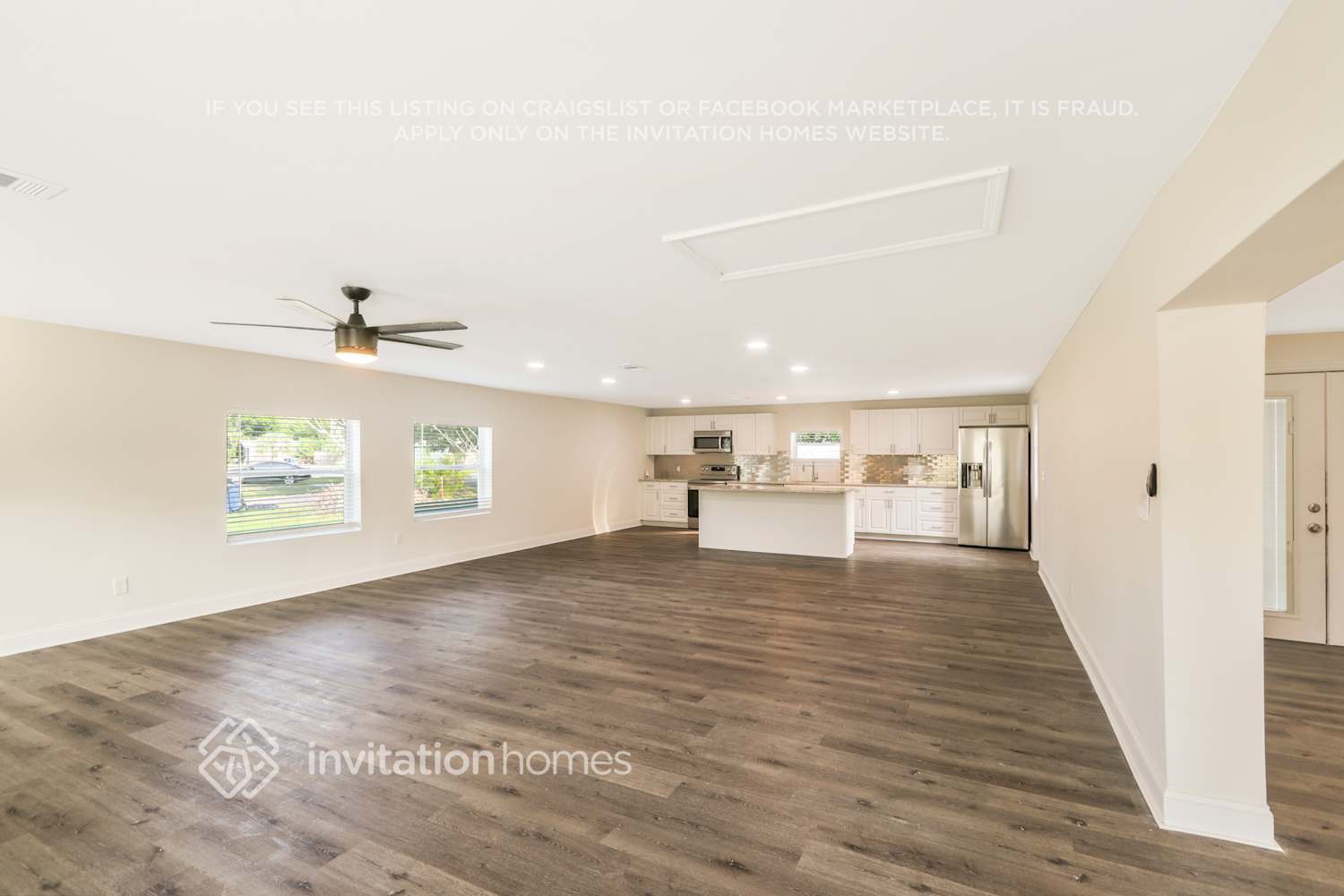 Building Photo - 4000 Marlin Dr SE