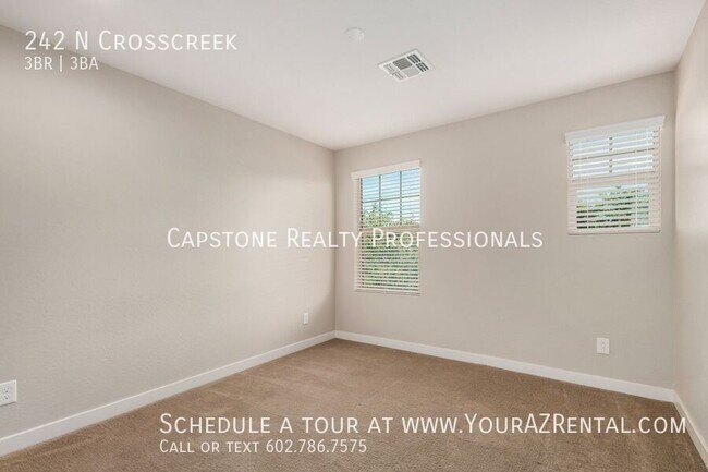 Building Photo - 242 N Crosscreek-