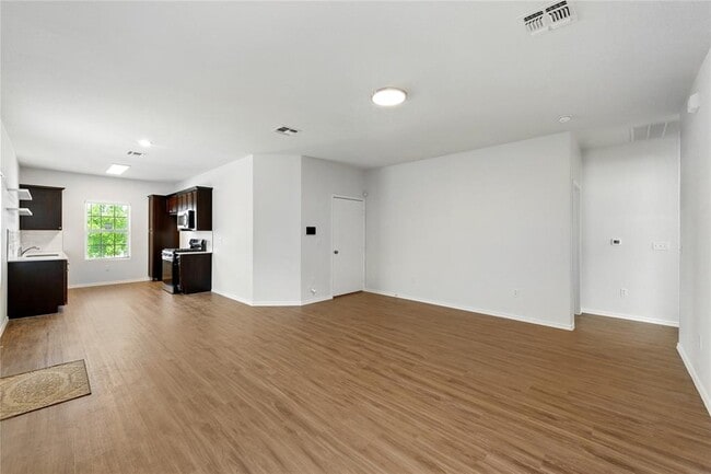 Building Photo - 7013 Tonka Ln