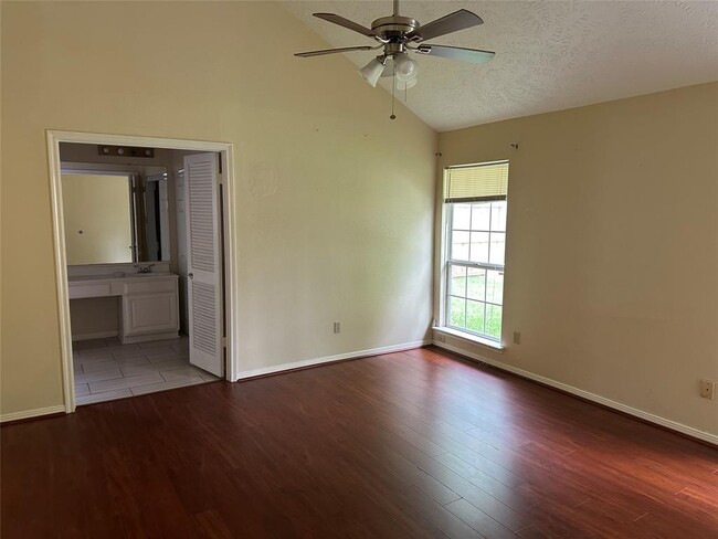 Building Photo - 3210 Settlers Way Blvd