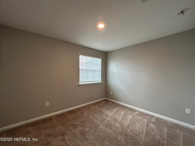 Building Photo - 9798 Fiddleback Ln