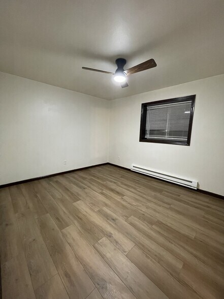 Building Photo - 2241 Luann Ln