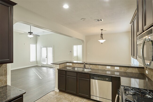 Building Photo - 630 Aulia Ln