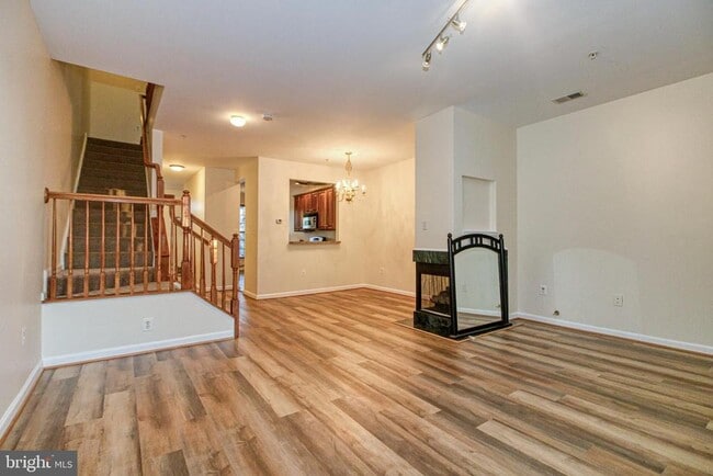 Building Photo - 5302 Talladega Ct