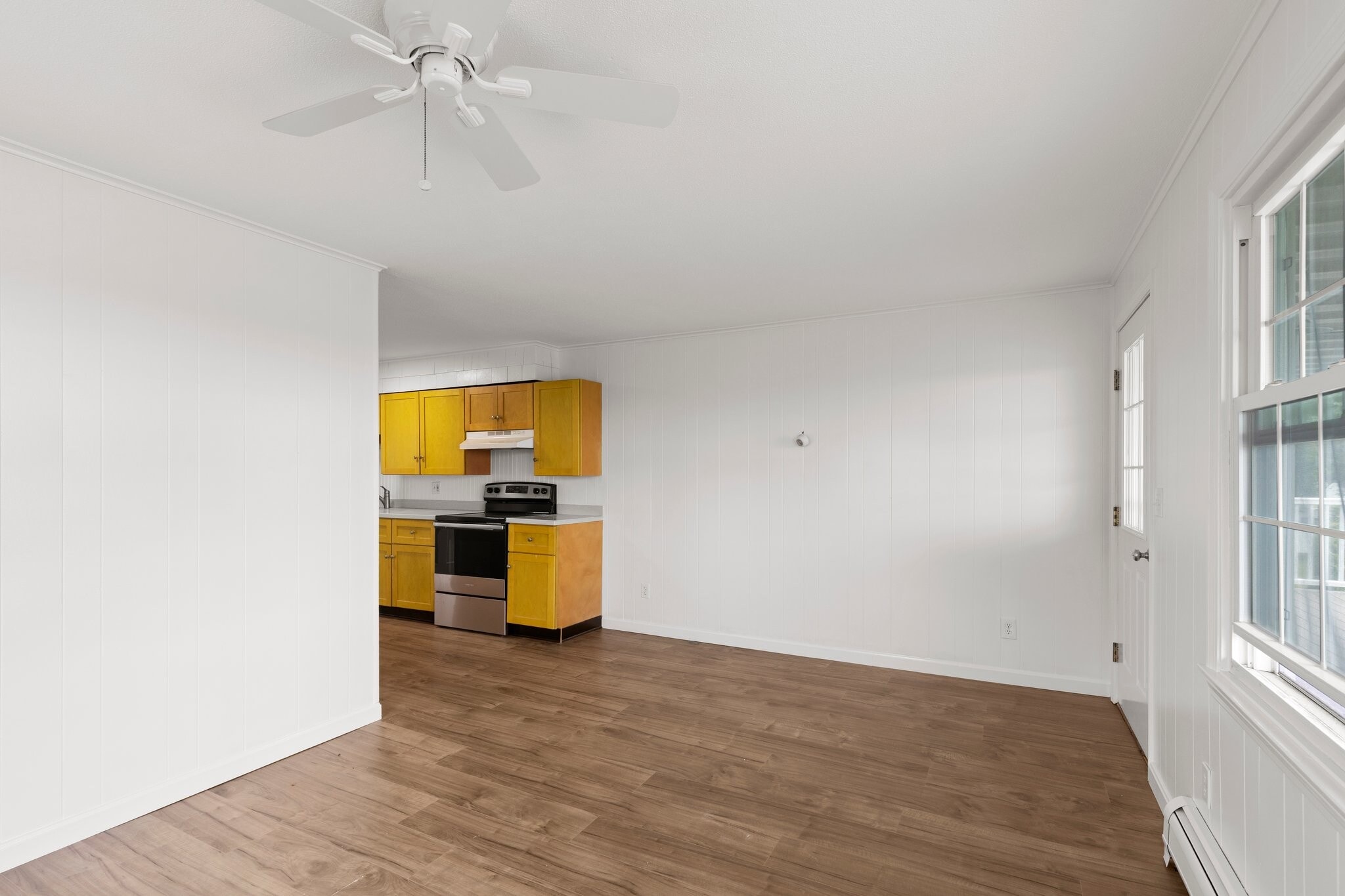 Building Photo - 497 Winnacunnet Rd