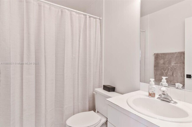 Building Photo - 12230 SW 137th Ter