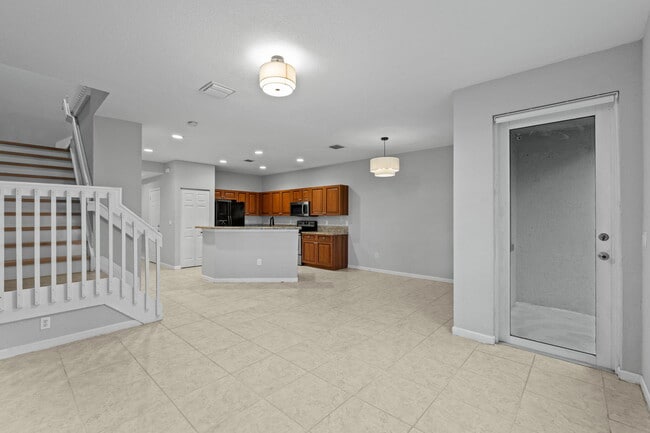 Building Photo - 1411 Lucaya Dr
