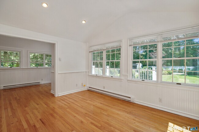 Building Photo - 141 Idlewood Dr