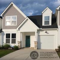 Building Photo - 210 Woodhouse Wy
