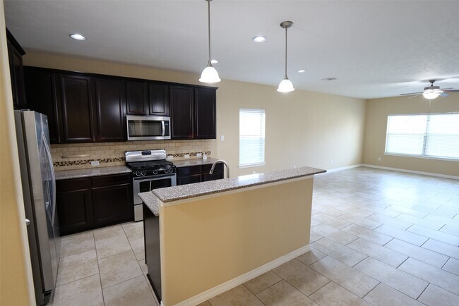Building Photo - 27131 Danbridge Gulch Ln