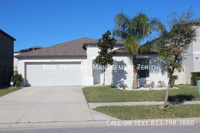 Primary Photo - Modern 4-bedroom Single Family Home in a R...