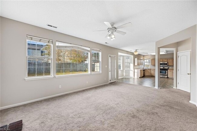 Building Photo - 506 Whisper Walk