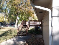 Building Photo - Three bedroom two bathroom house for rent