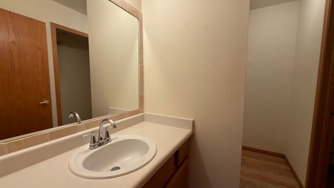 Building Photo - Great Patio Home in Loveland