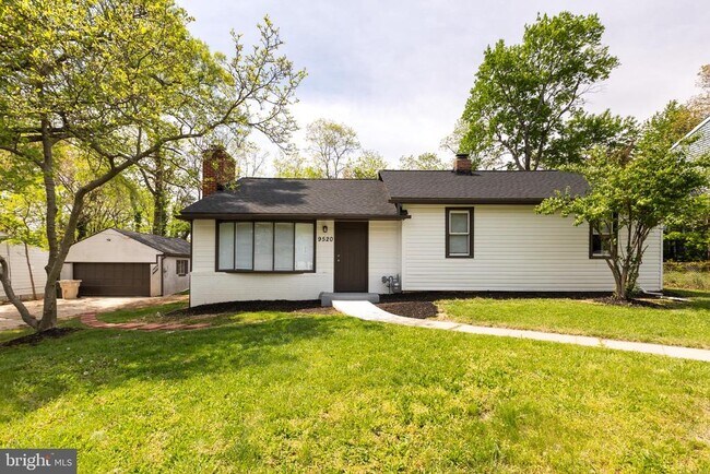 Building Photo - 9520 48th Ave