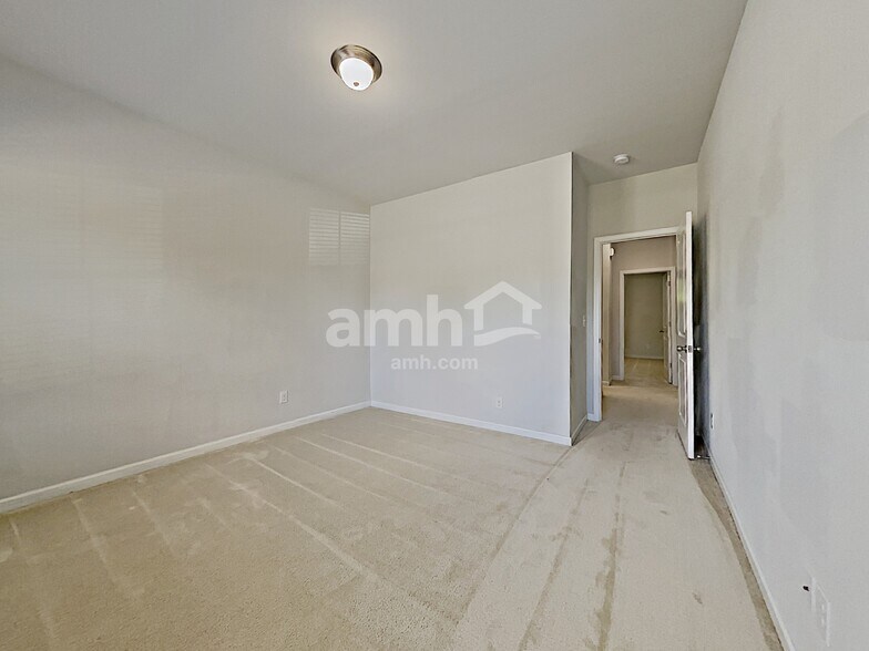 Building Photo - 3996 Woodoats Cir