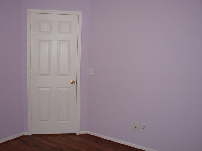 Building Photo - 2910 Blue Dawn Dr