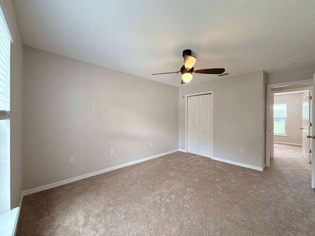 Building Photo - 13046 Waterbourne Dr