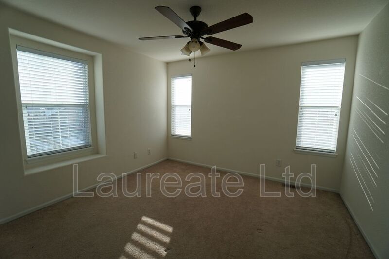 Building Photo - 10213 Uravan St
