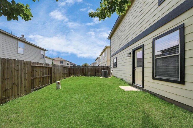 Building Photo - 354 Remington Harbor Ct
