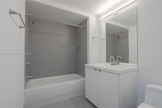 Building Photo - 92 SW 3rd St