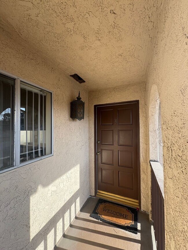 Building Photo - 16902 Hoskins Lane