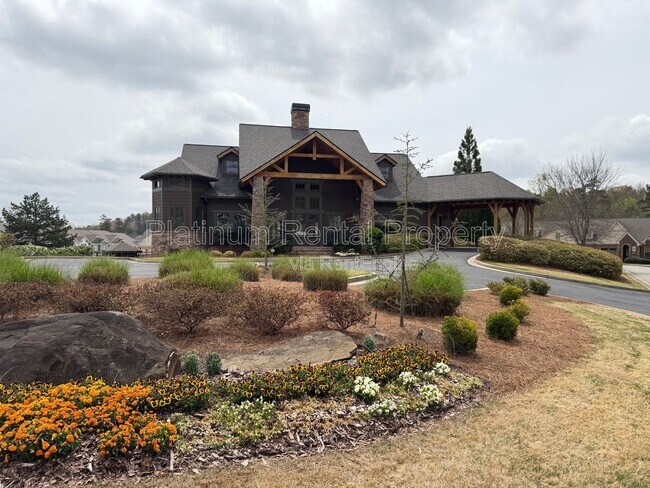 Building Photo - 46 Rustin Rdg