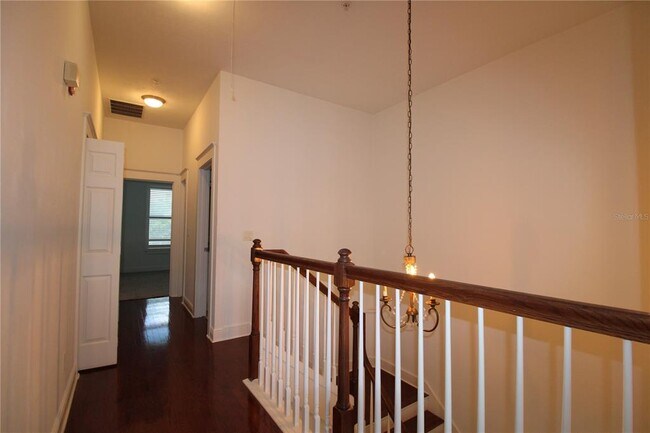 Building Photo - 132 NE 4 St