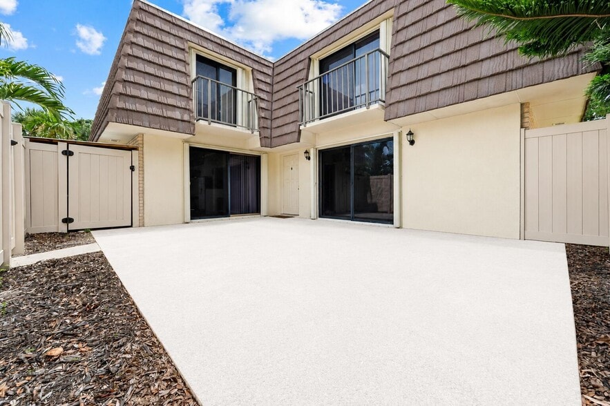 Building Photo - 7424 74th Way