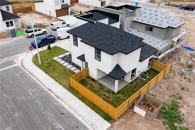 Building Photo - 2507 E Solar Dr