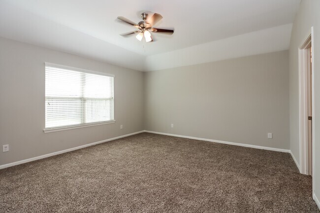 Building Photo - 3003 Veeder Pass Ln