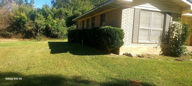 Building Photo - 207 Shepherd Dr