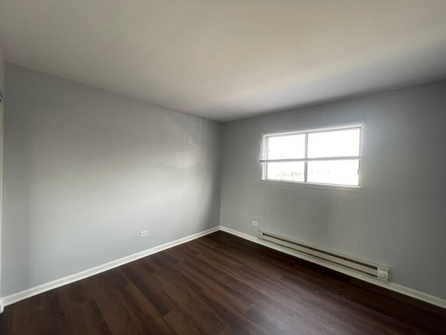 Building Photo - 444 Osage Ln