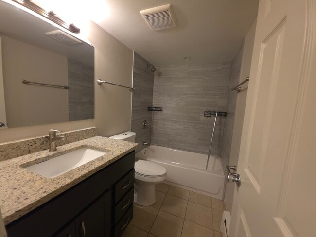 Building Photo - 1675 Kiowa Cir