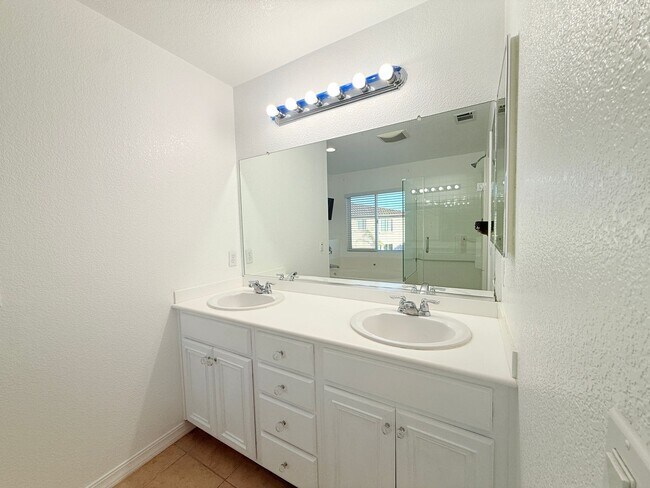 Building Photo - 2023 San Antonio Ct