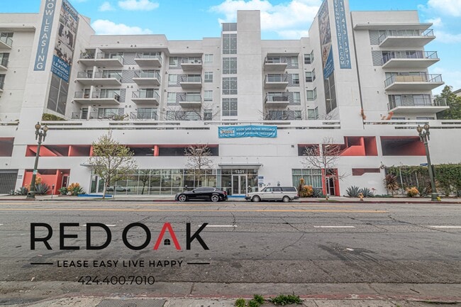 Building Photo - 1331 W 7th St