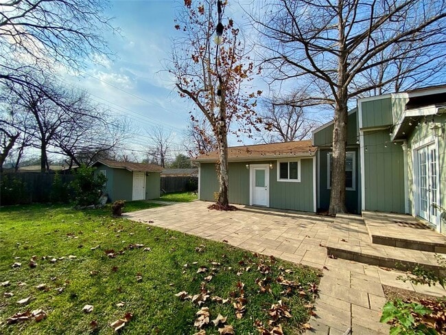 Building Photo - 2003 Patton Ln