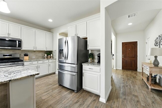 Building Photo - 107 Calhoun Ln