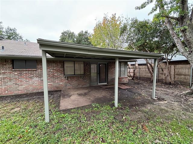 Building Photo - 2514 Livingston Ln