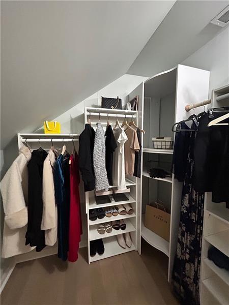 Building Photo - 4060 Merritt Dr