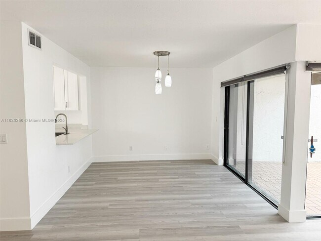 Building Photo - 13544 SW 110th Terrace